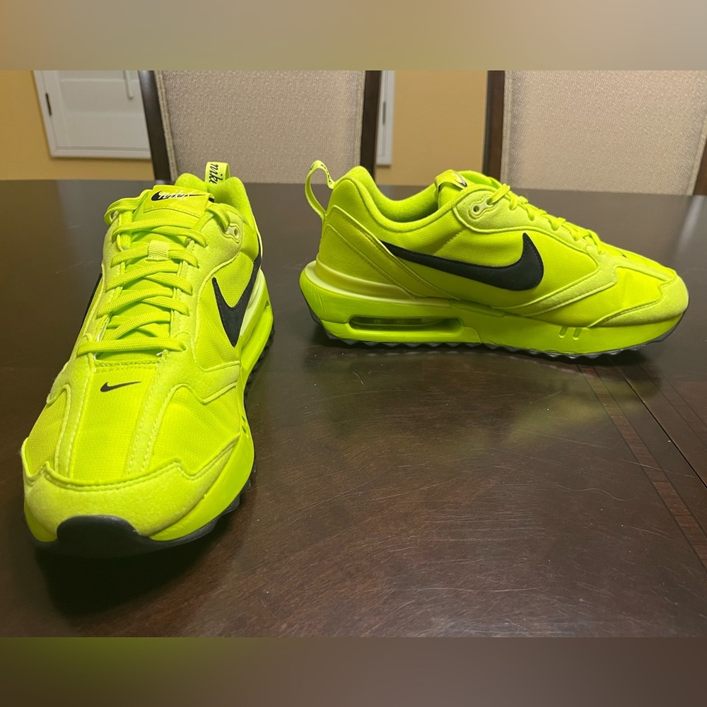 New Nike Air Max Dawn Volt Black Sneaker Shoes - Picture 7 of 13